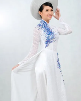 Áo dài kết cườm thời trang